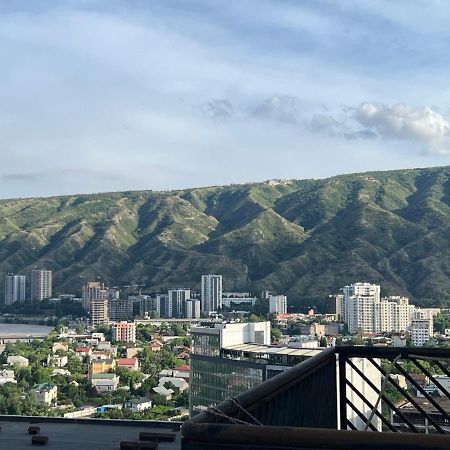 Hotel Sky Room Tiflis Exterior foto